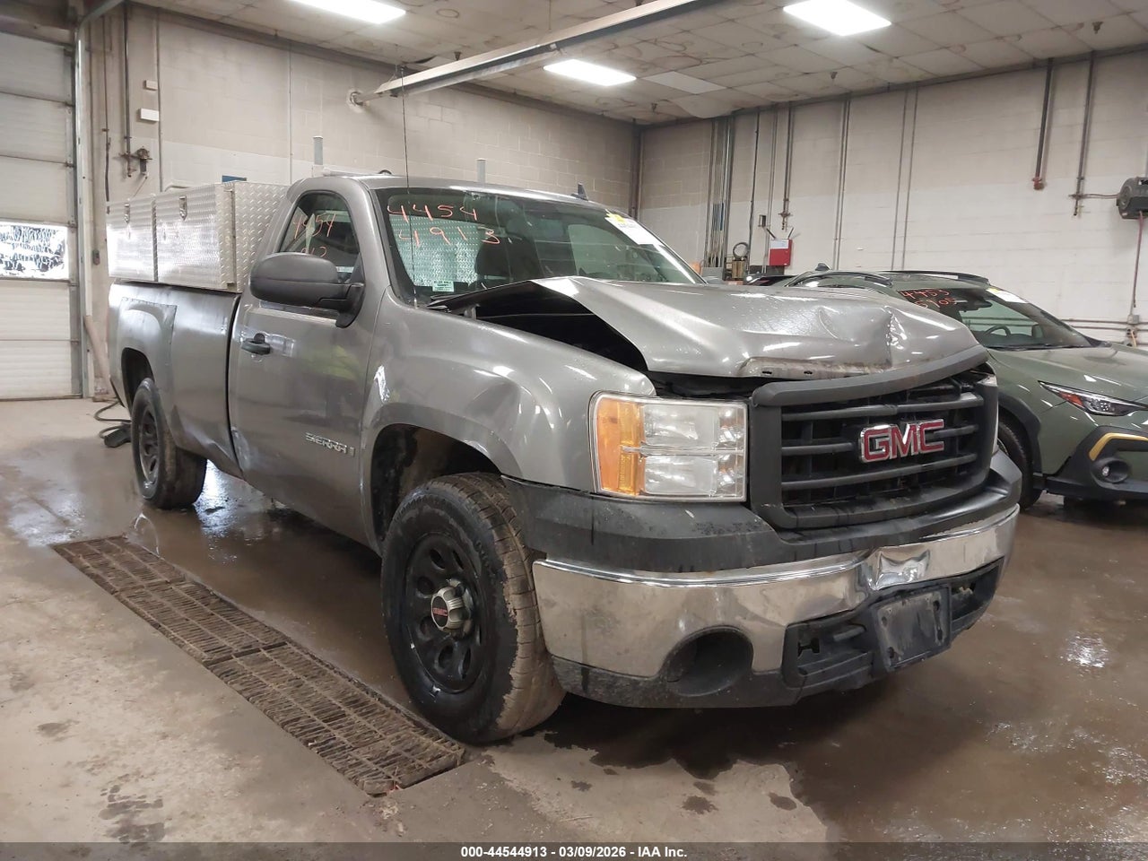 1GTEC14X18Z****** · 2008 GMC SIERRA 1500 WORK TRUCK