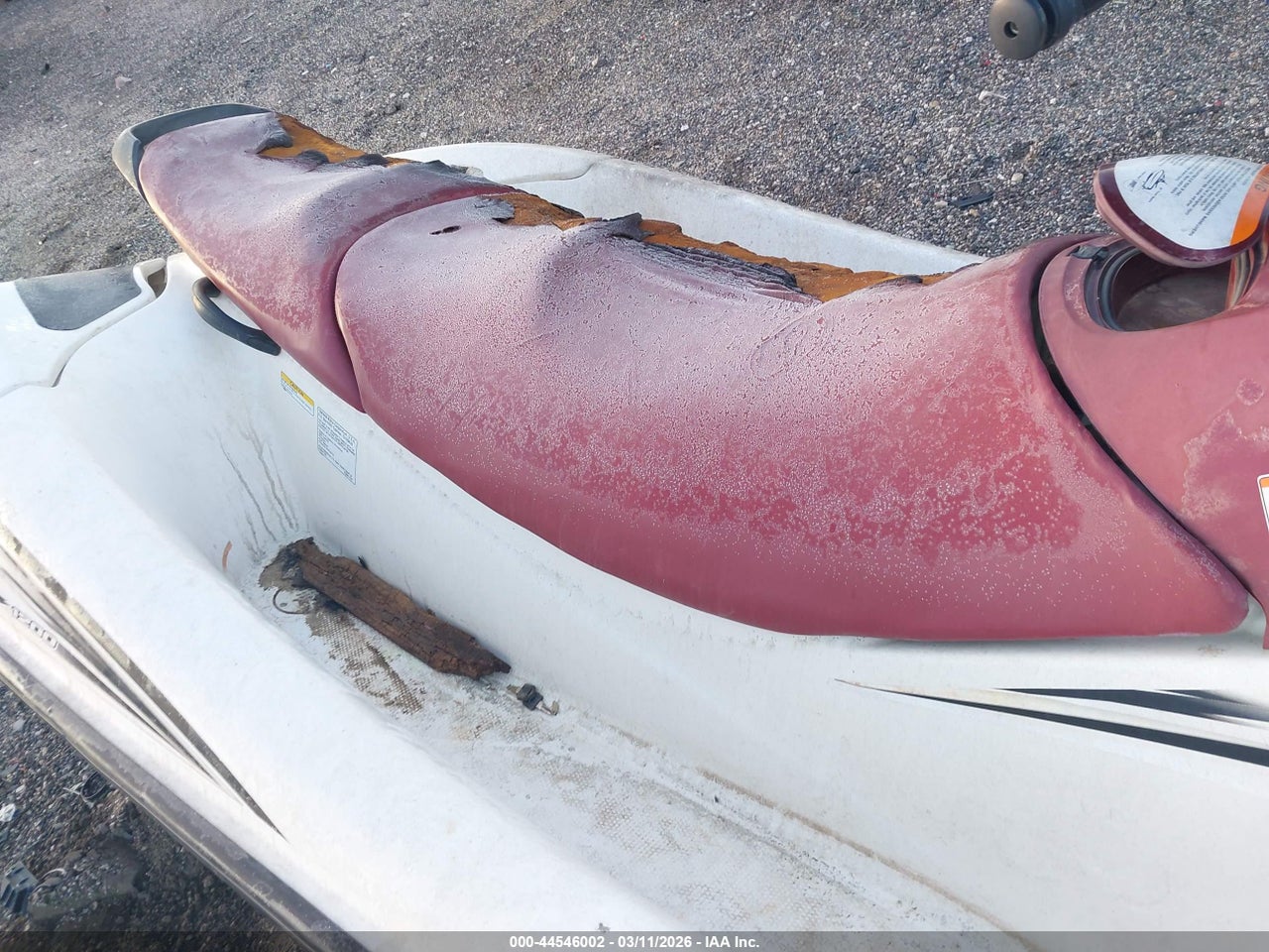 2001 YAMAHA WAVERUNNER · 5/10