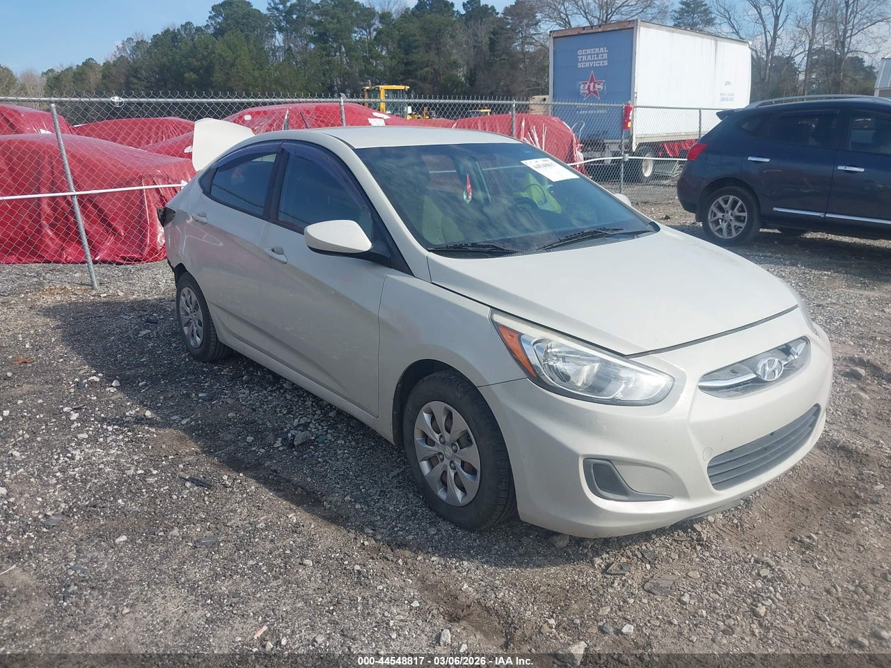 KMHCT4AEXGU****** · 2016 HYUNDAI ACCENT SE