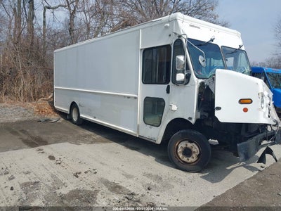 2016 FREIGHTLINER CHASSIS M LINE WALK-IN VAN