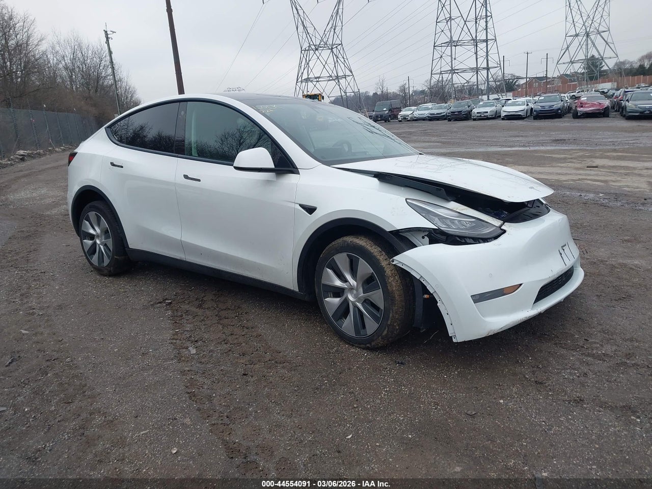 5YJYGDEE9MF****** · 2021 TESLA MODEL Y LONG RANGE DUAL MOTOR ALL-WHEEL DRIVE