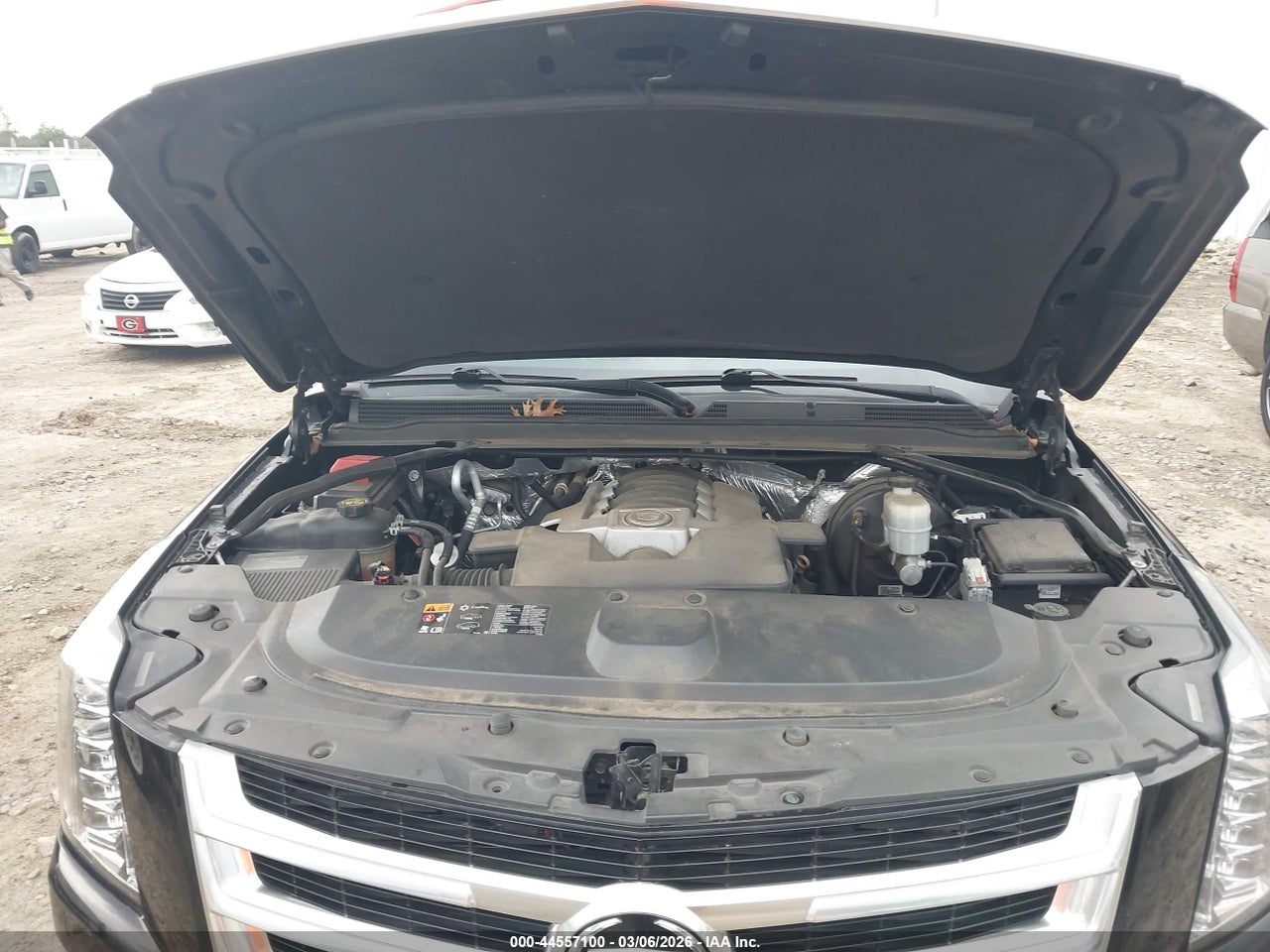 1GYS3HKJ0FR****** · 2015 CADILLAC ESCALADE ESV LUXURY · 10/10