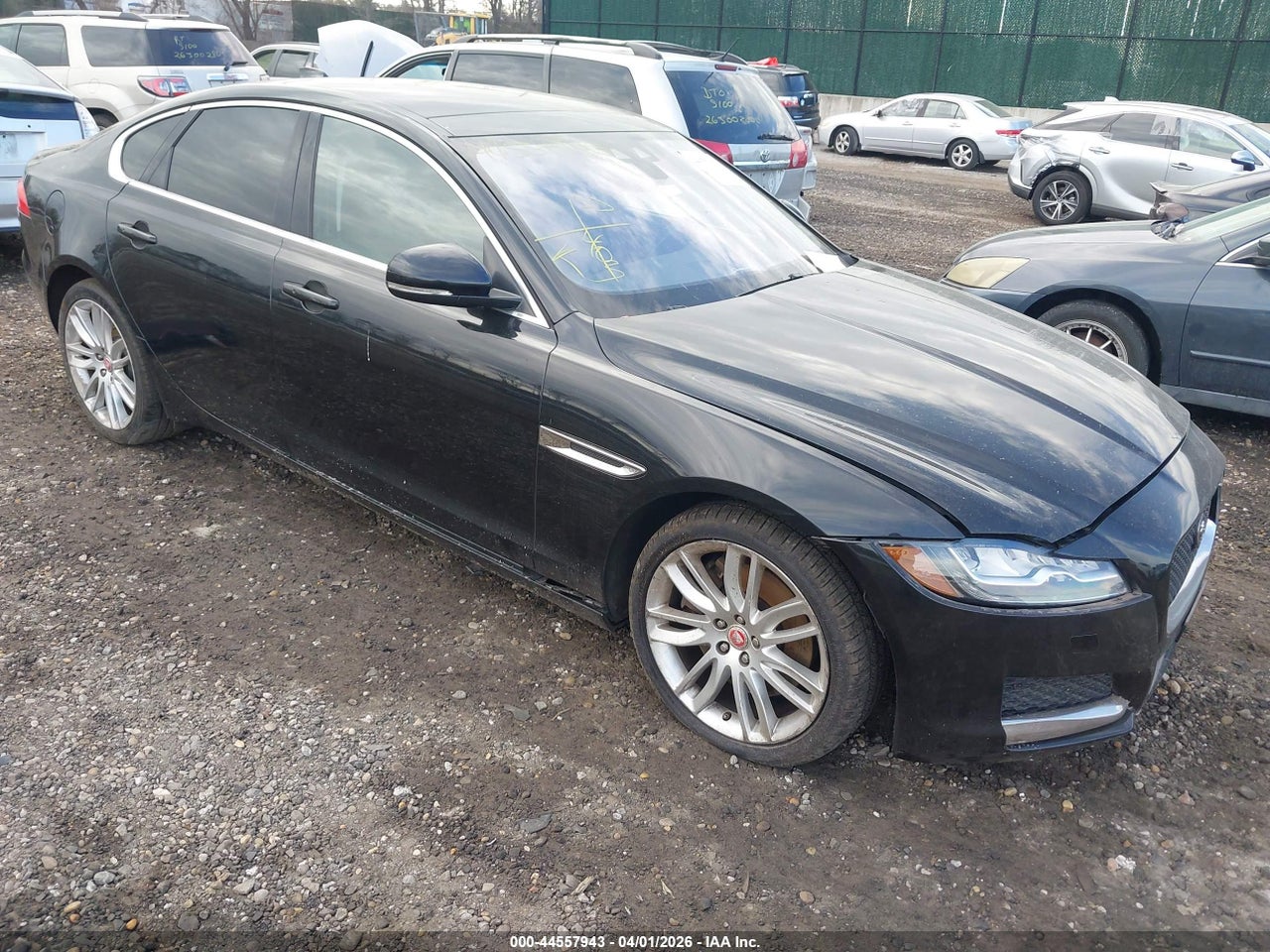 SAJBK4BV8GC****** · 2016 JAGUAR XF 35T PRESTIGE