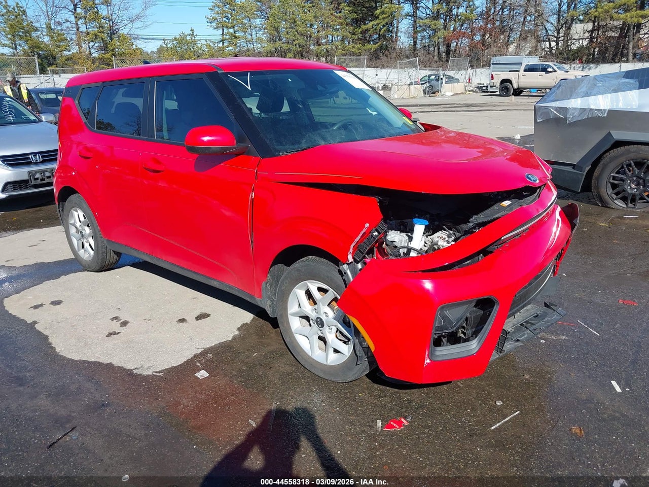 KNDJ23AUXM7****** · 2021 KIA SOUL S