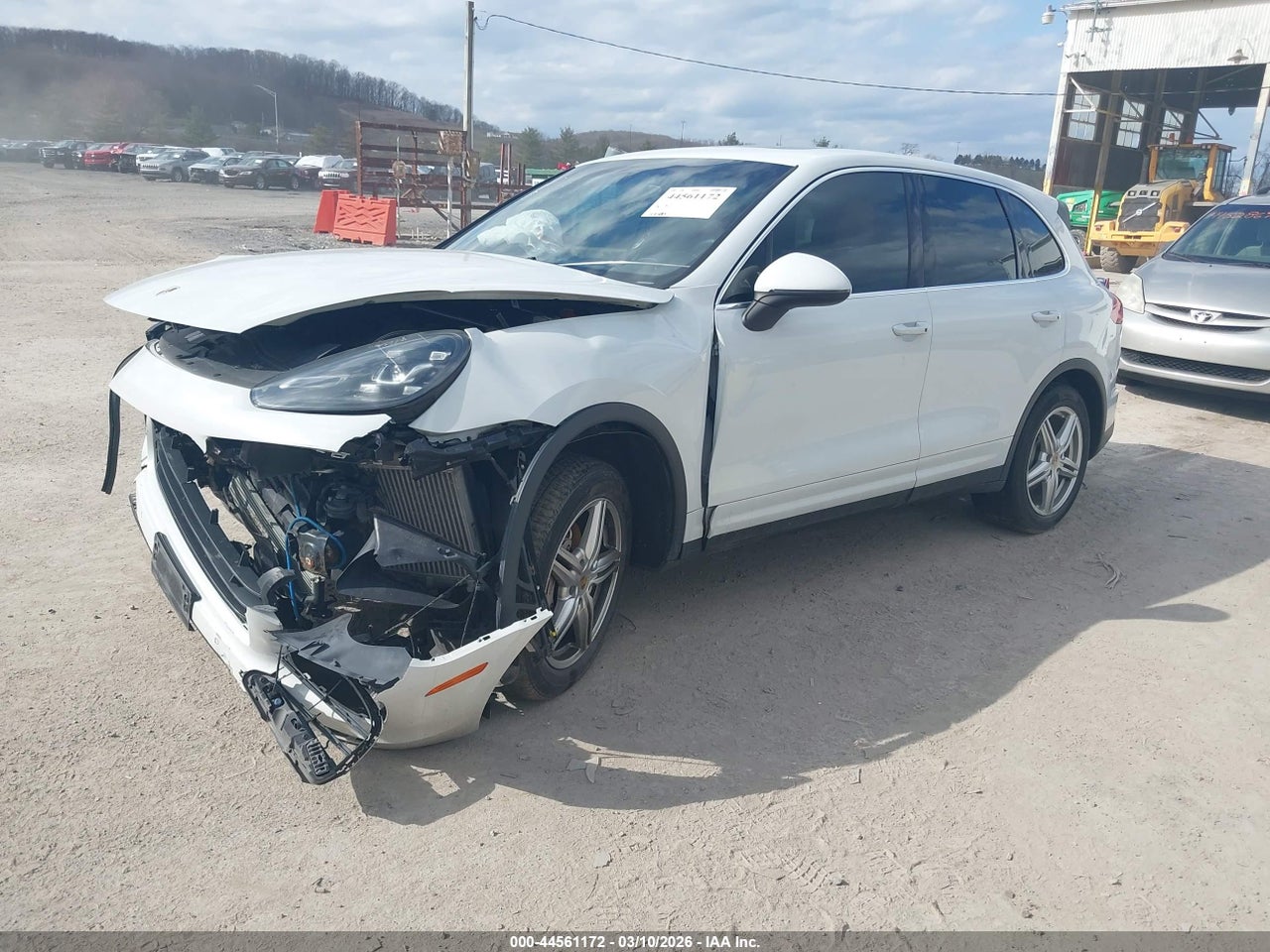 2015 PORSCHE CAYENNE S · 2/11