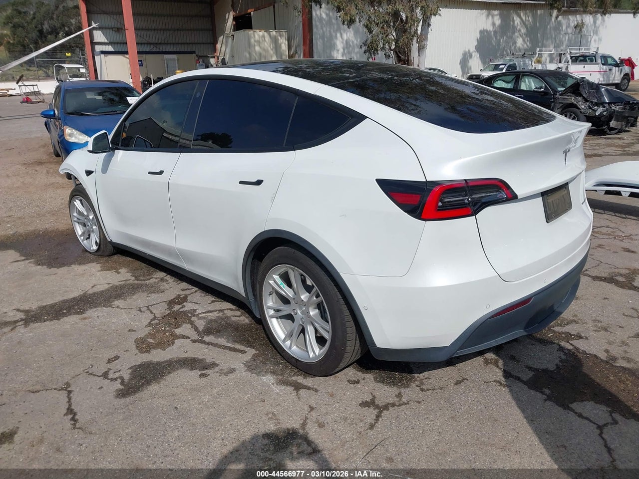 2021 TESLA MODEL Y LONG RANGE DUAL MOTOR ALL-WHEEL DRIVE · 3/10