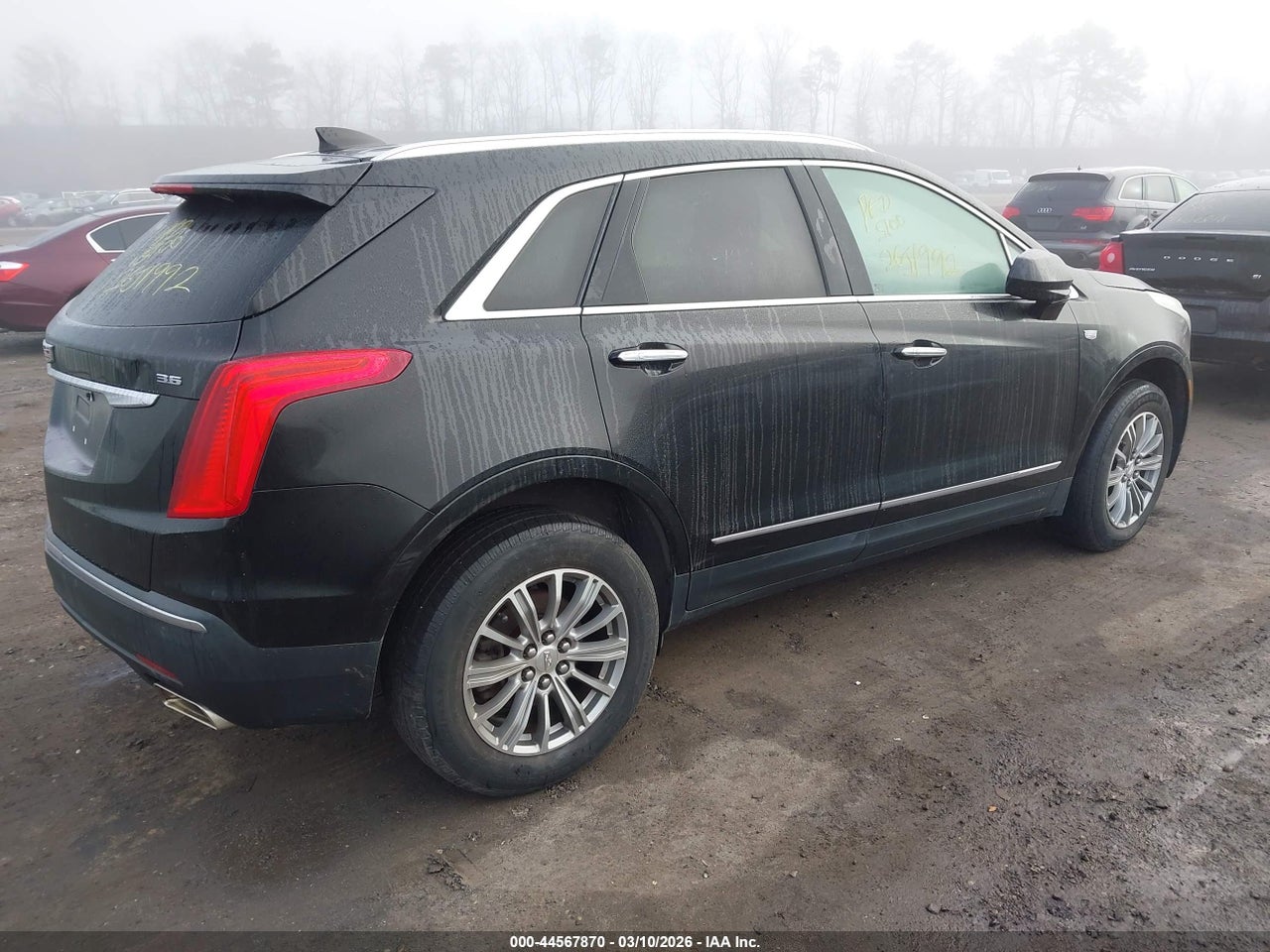2017 CADILLAC XT5 LUXURY · 4/10