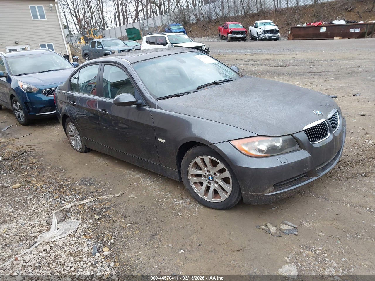 WBAVD135X6K****** · 2006 BMW 325XI