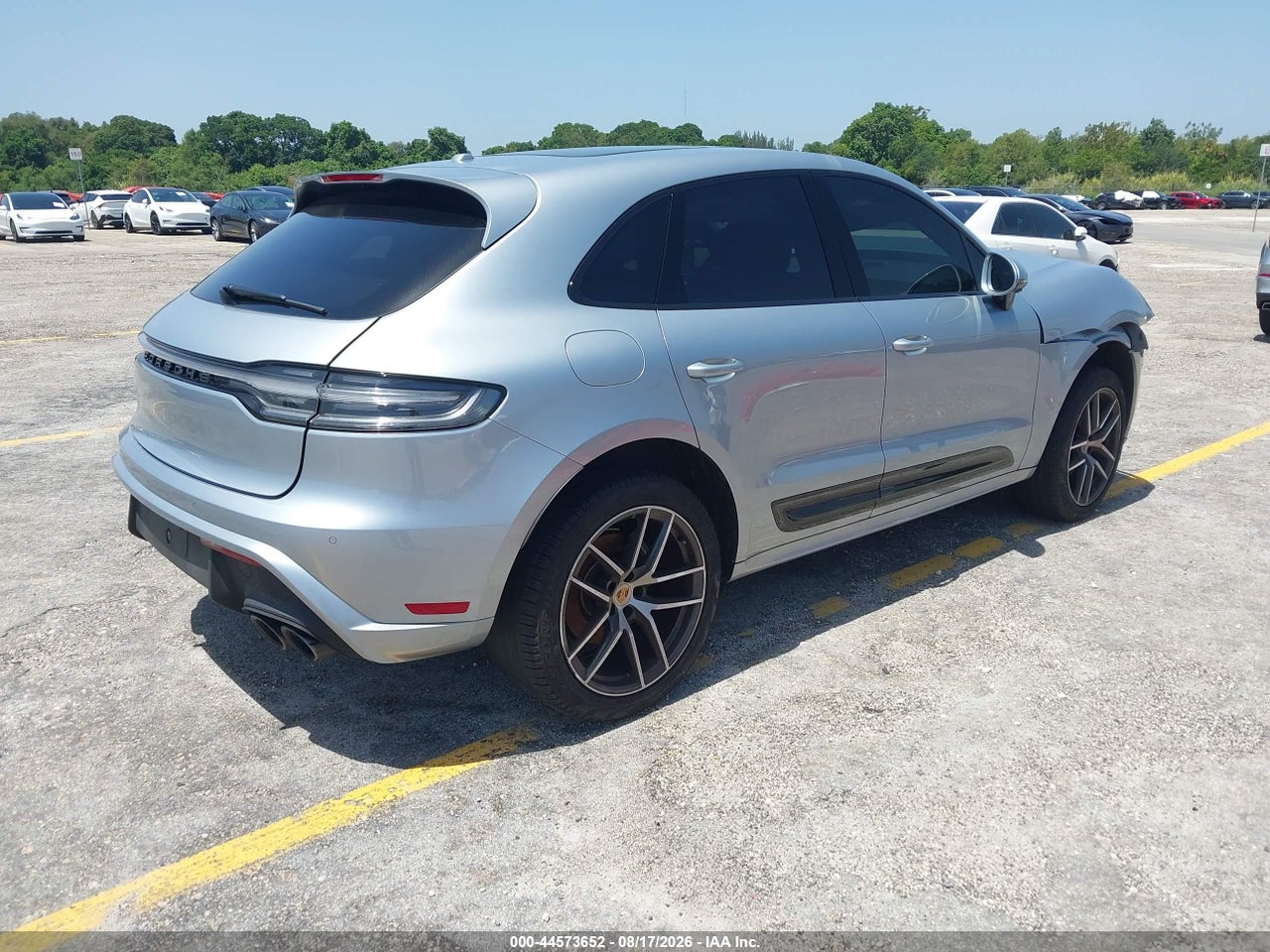 2024 PORSCHE MACAN T · 4/11