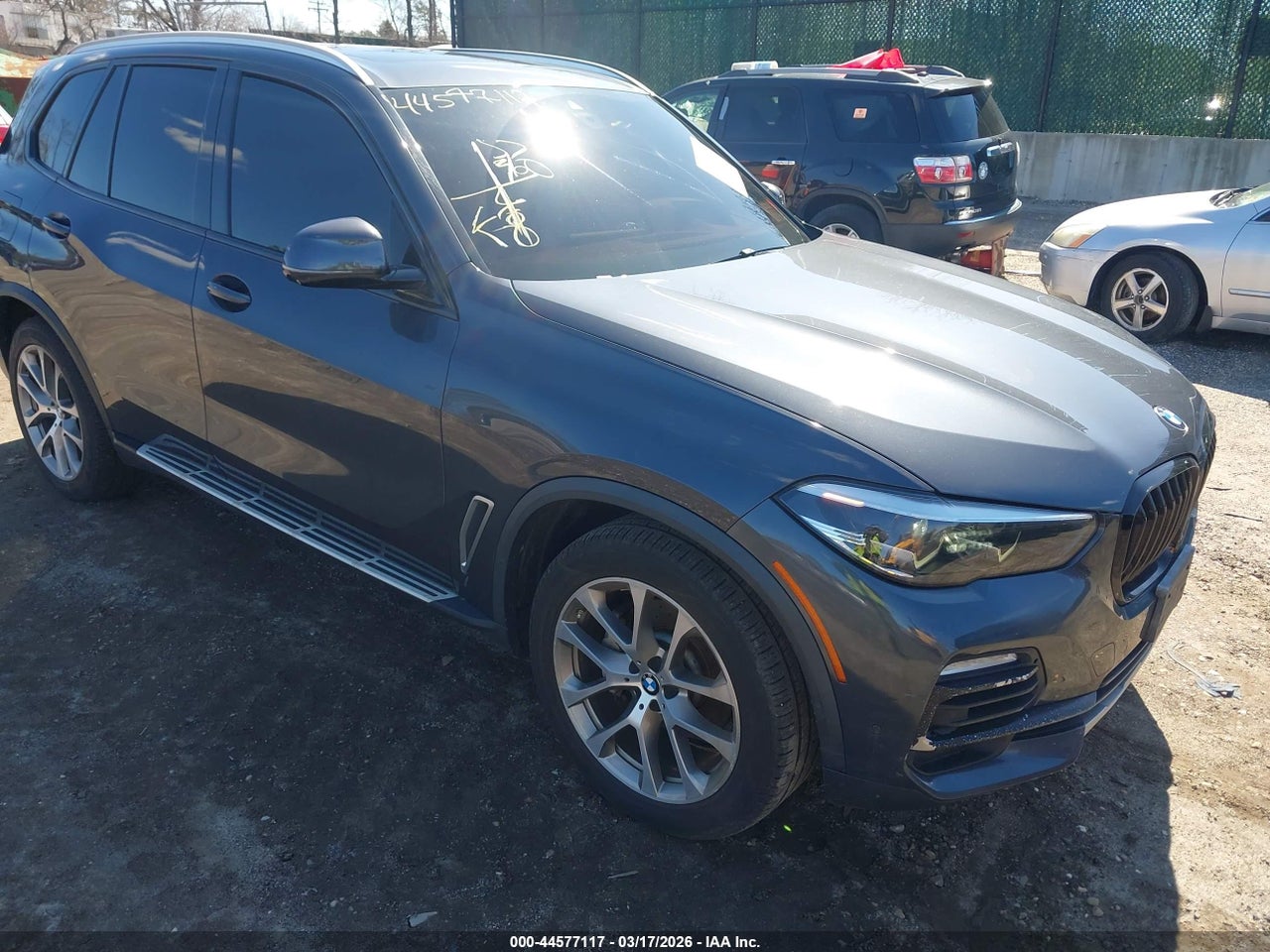 5UXCR6C58KL****** · 2019 BMW X5 XDRIVE40I
