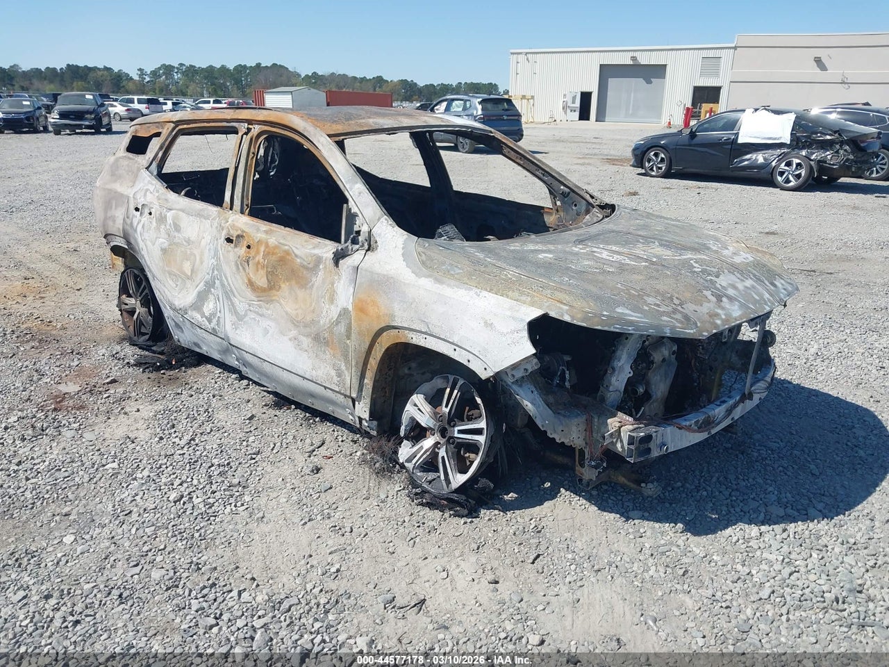 3GKALMEV6KL****** · 2019 GMC TERRAIN SLE