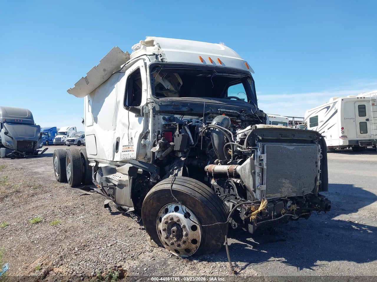 3AKJHHDR8TS****** · 2026 FREIGHTLINER NEW CASCADIA 126