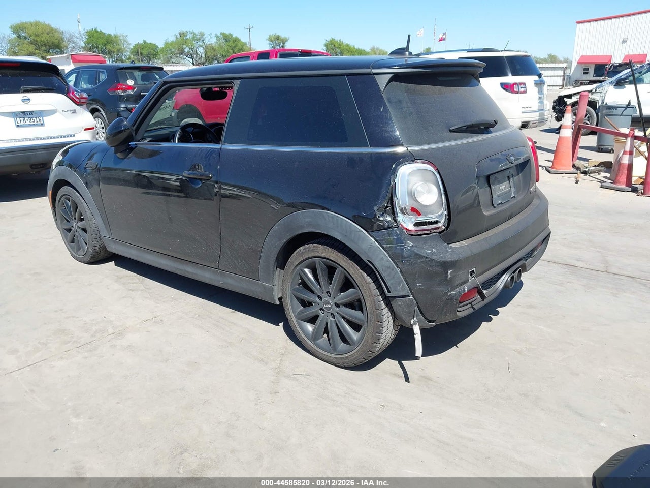2016 MINI HARDTOP COOPER S · 3/11