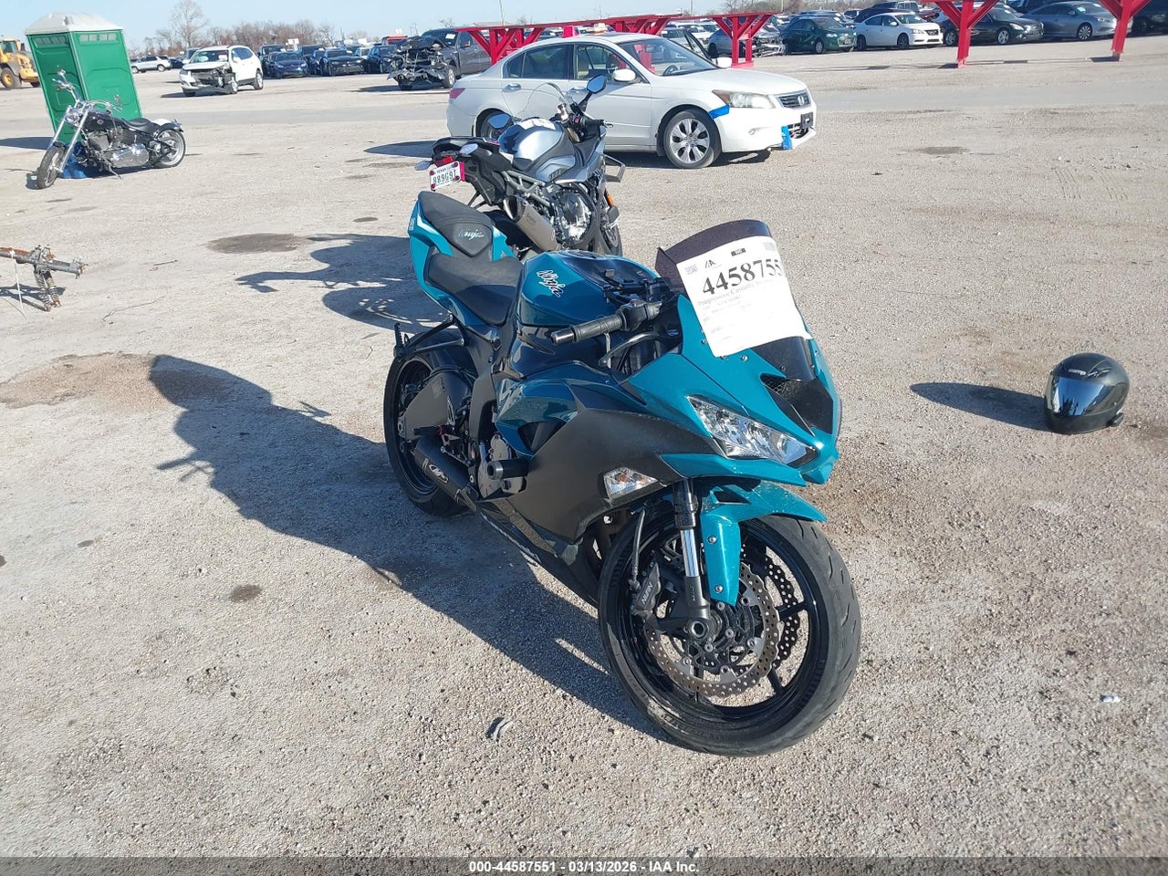 JKBZXJH13MA****** · 2021 KAWASAKI ZX636 K