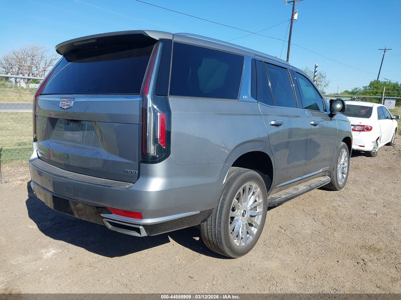 2023 CADILLAC ESCALADE 4WD PREMIUM LUXURY · 4/11