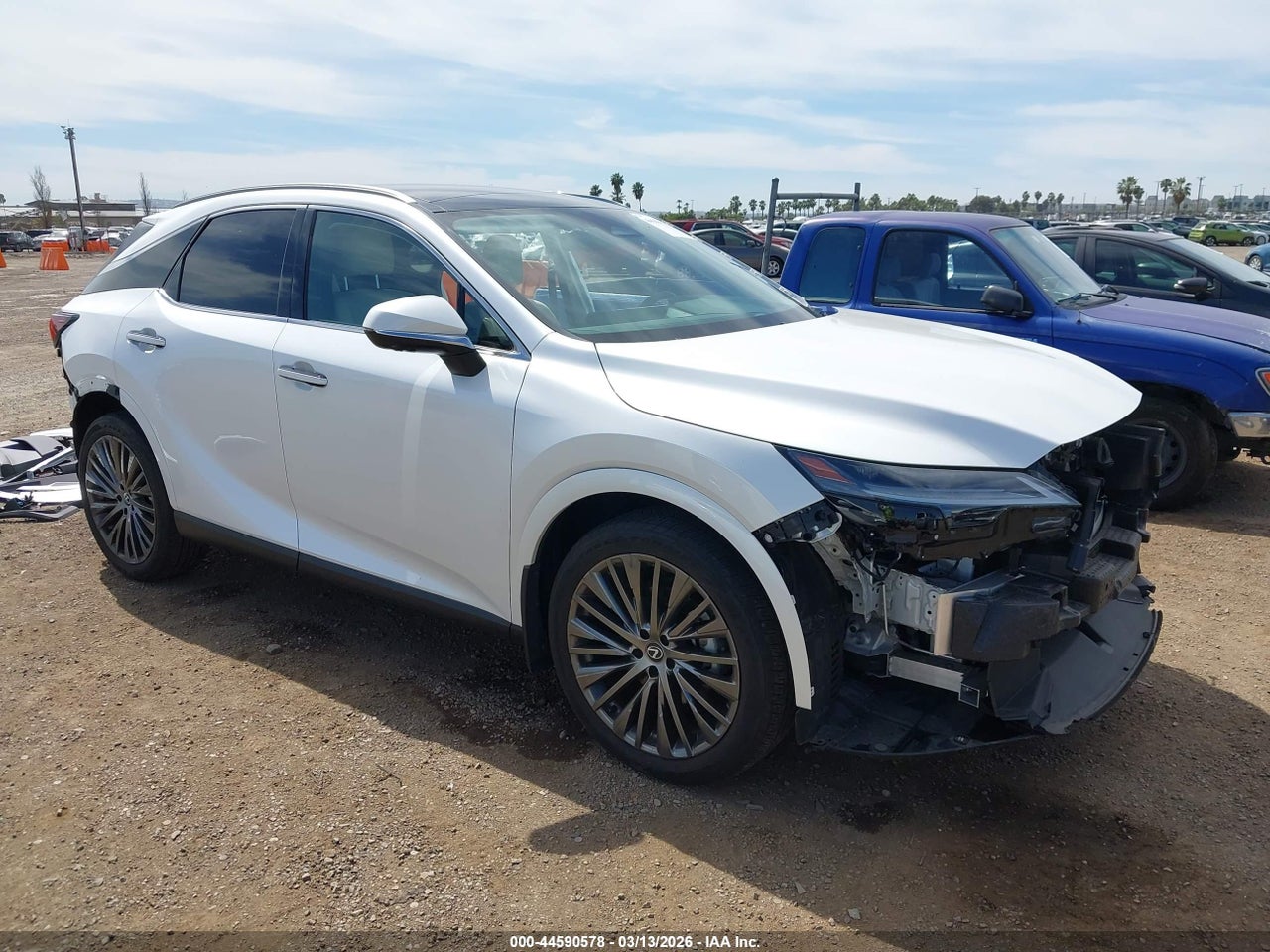 2T2BBMCA4PC****** · 2023 LEXUS RX 350H LUXURY