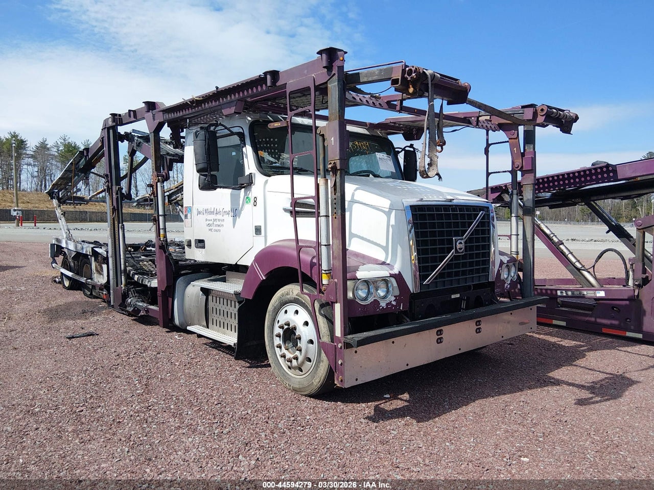 2016 VOLVO VAH · 2/11
