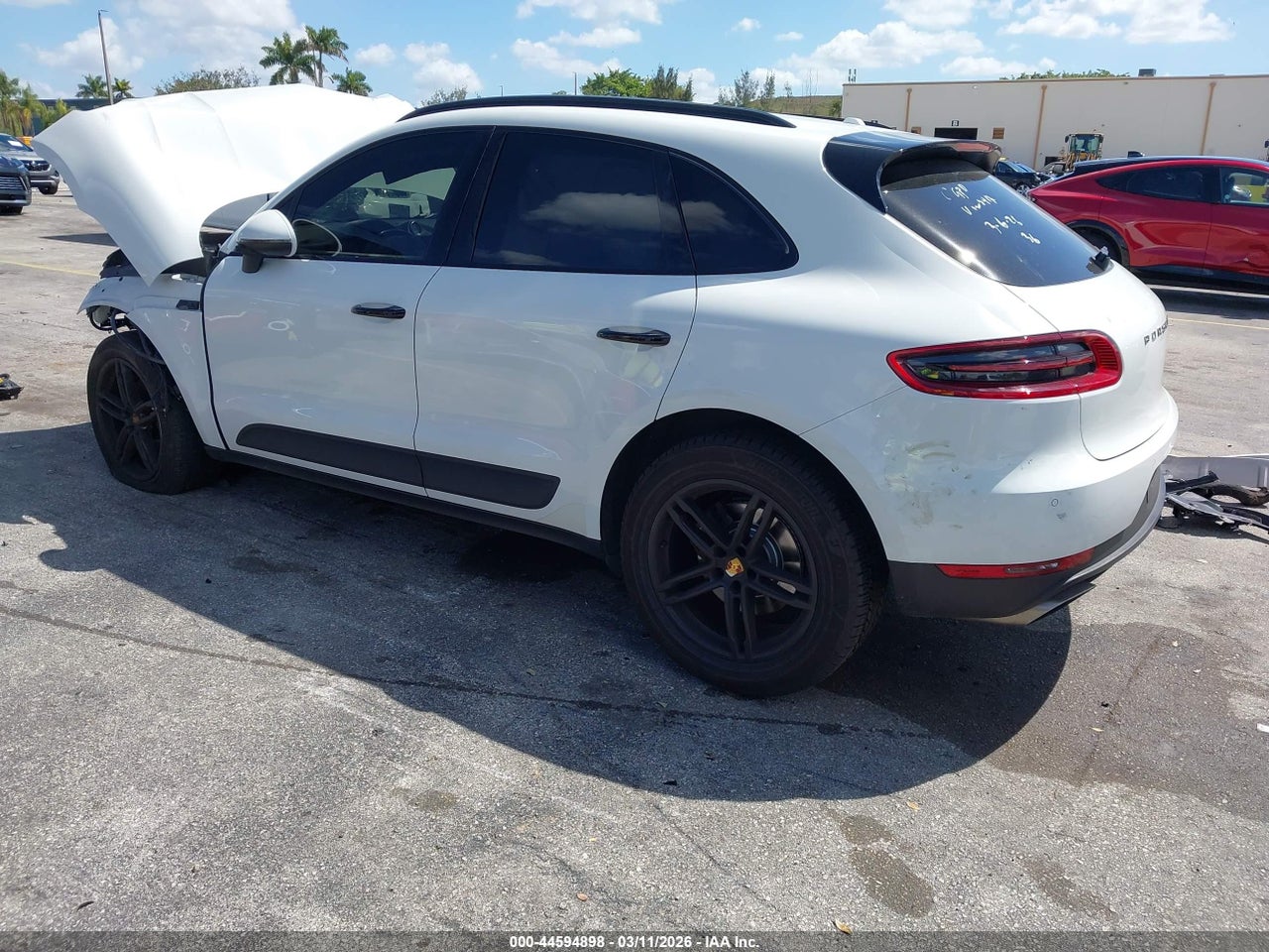 WP1AA2A59HL****** · 2017 PORSCHE MACAN · 3/11