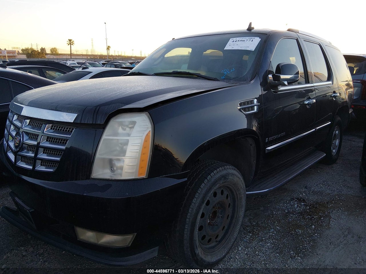 2008 CADILLAC ESCALADE STANDARD · 2/10