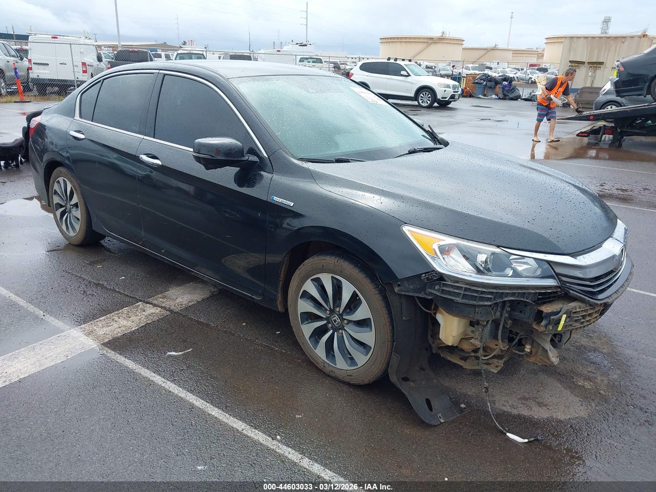 JHMCR6F38HC****** · 2017 HONDA ACCORD HYBRID