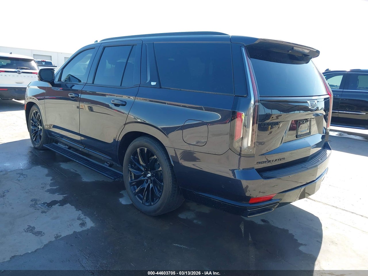 2024 CADILLAC ESCALADE 4WD SPORT PLATINUM · 3/10