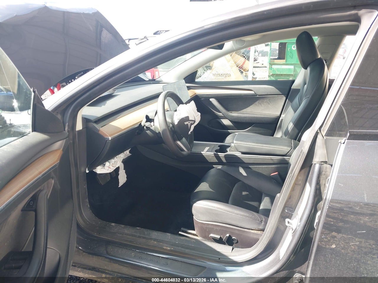 2023 TESLA MODEL 3 REAR-WHEEL DRIVE · 5/6