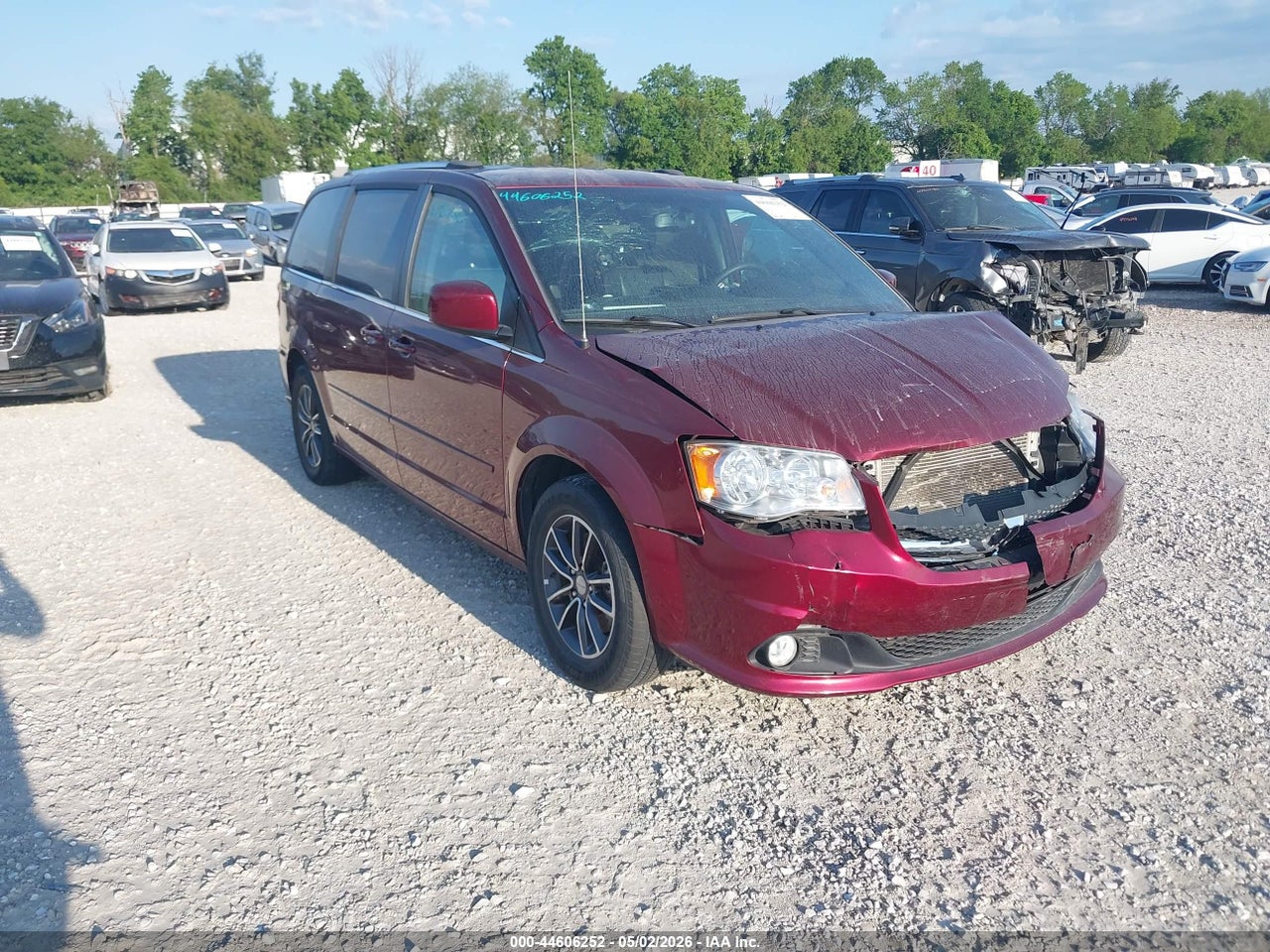 2C4RDGCG2HR****** · 2017 DODGE GRAND CARAVAN SXT