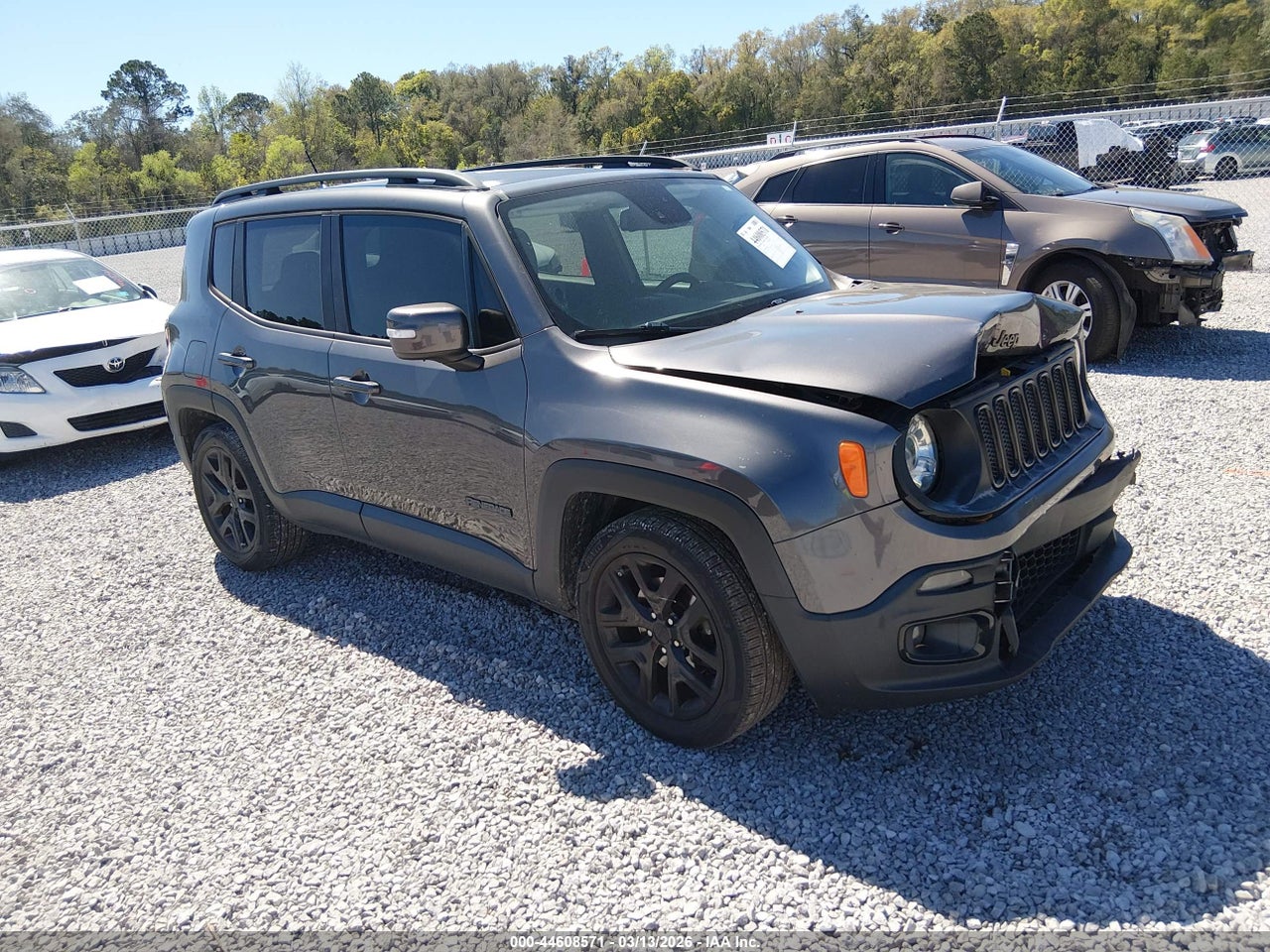 ZACCJABB8HP****** · 2017 JEEP RENEGADE ALTITUDE FWD