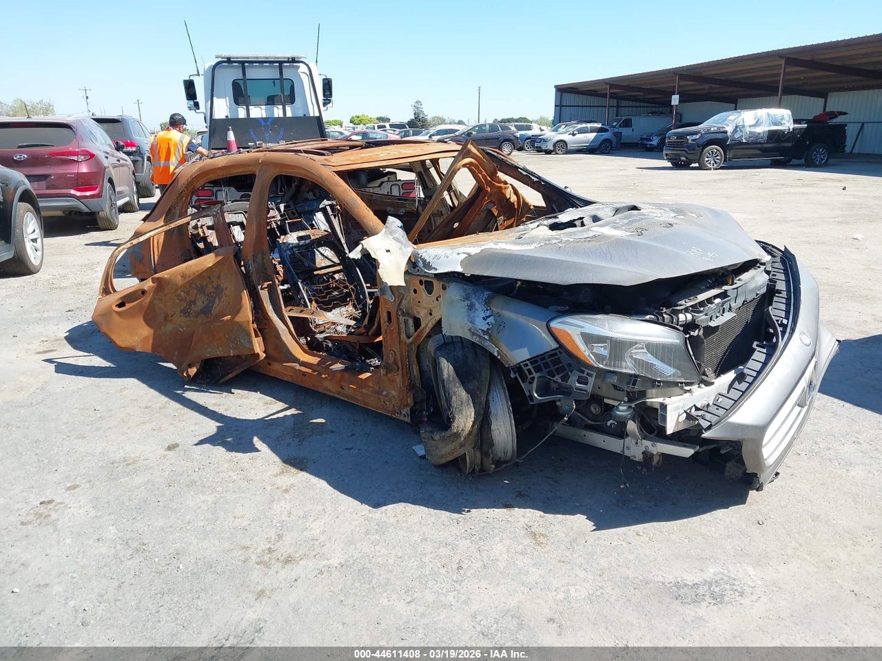 WDCTG4GB9FJ****** · 2015 MERCEDES-BENZ GLA 250 4MATIC