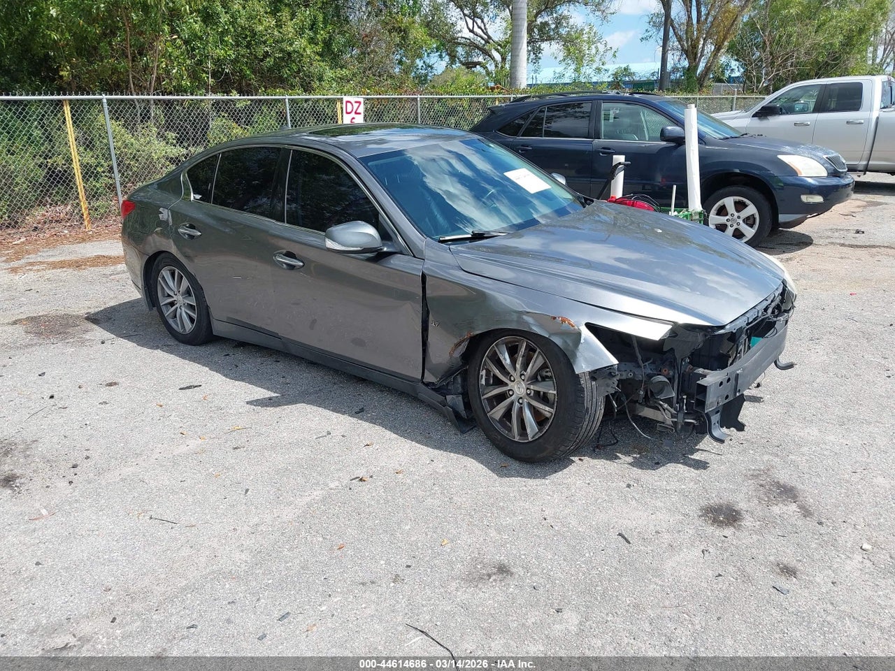JN1BV7AR2EM****** · 2014 INFINITI Q50 PREMIUM
