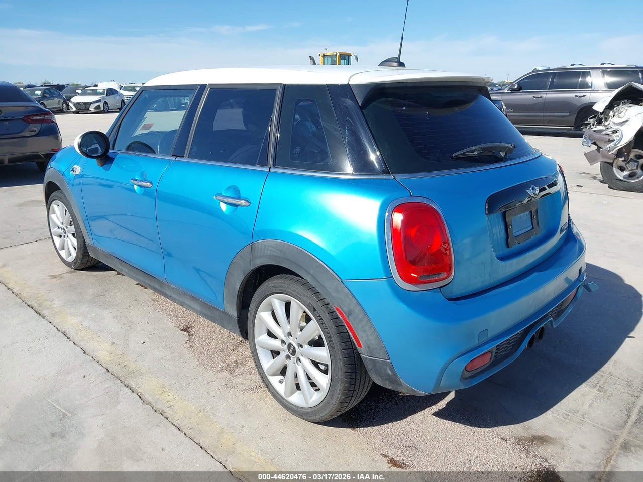2016 MINI HARDTOP COOPER S · 3/11