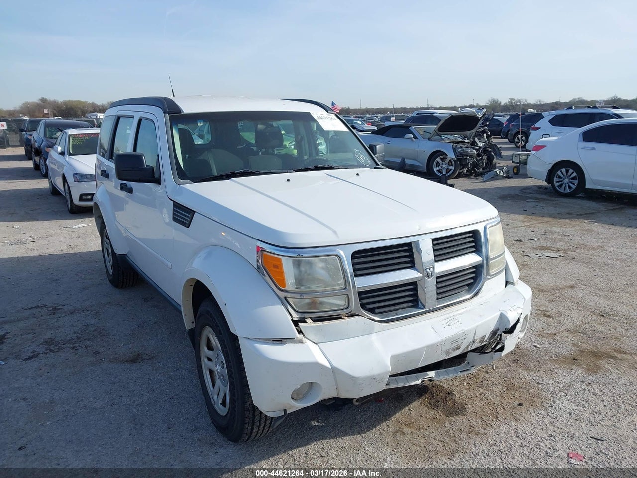 1D4PT2GK0BW****** · 2011 DODGE NITRO SE