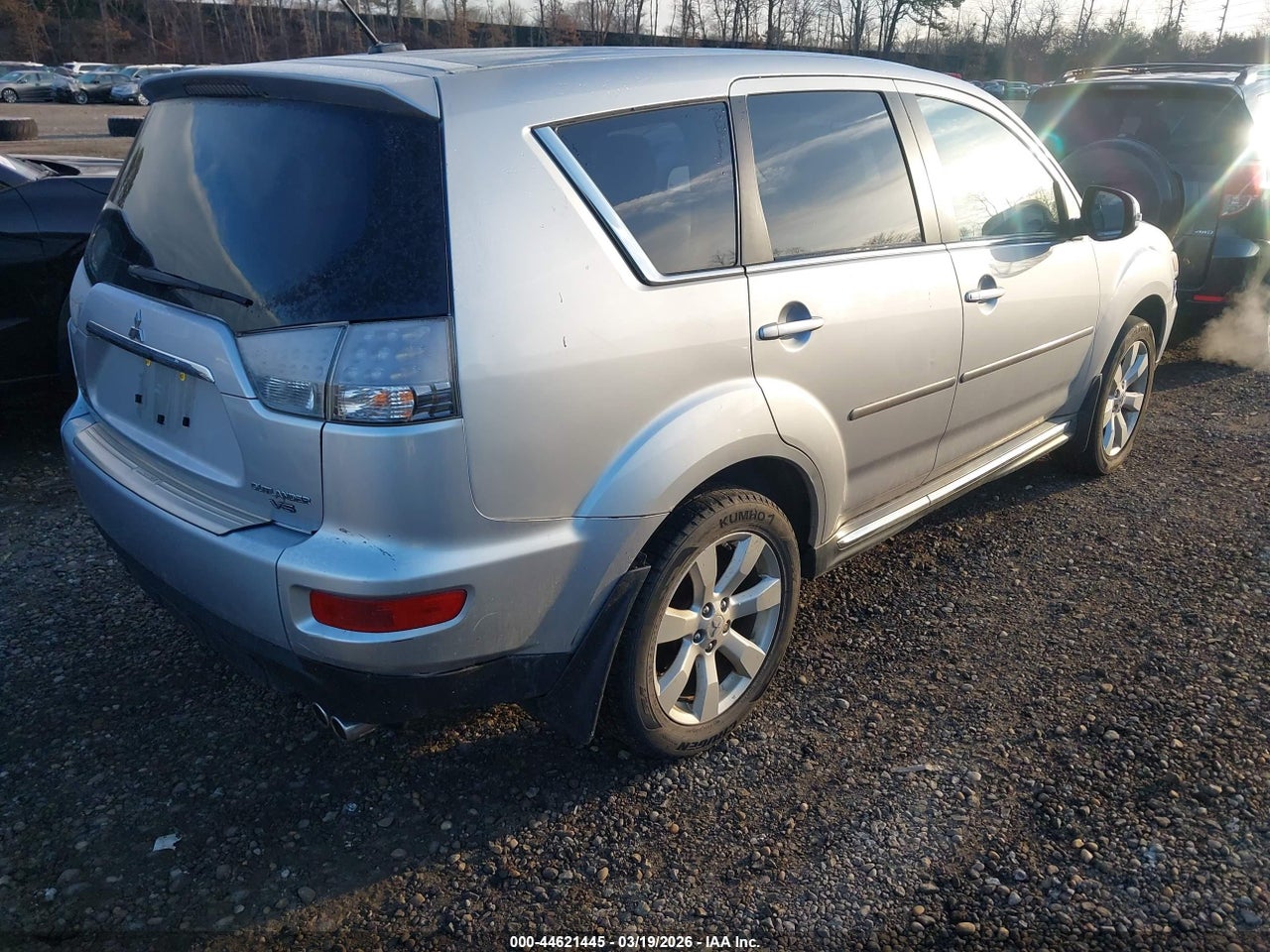 2010 MITSUBISHI OUTLANDER GT · 4/11