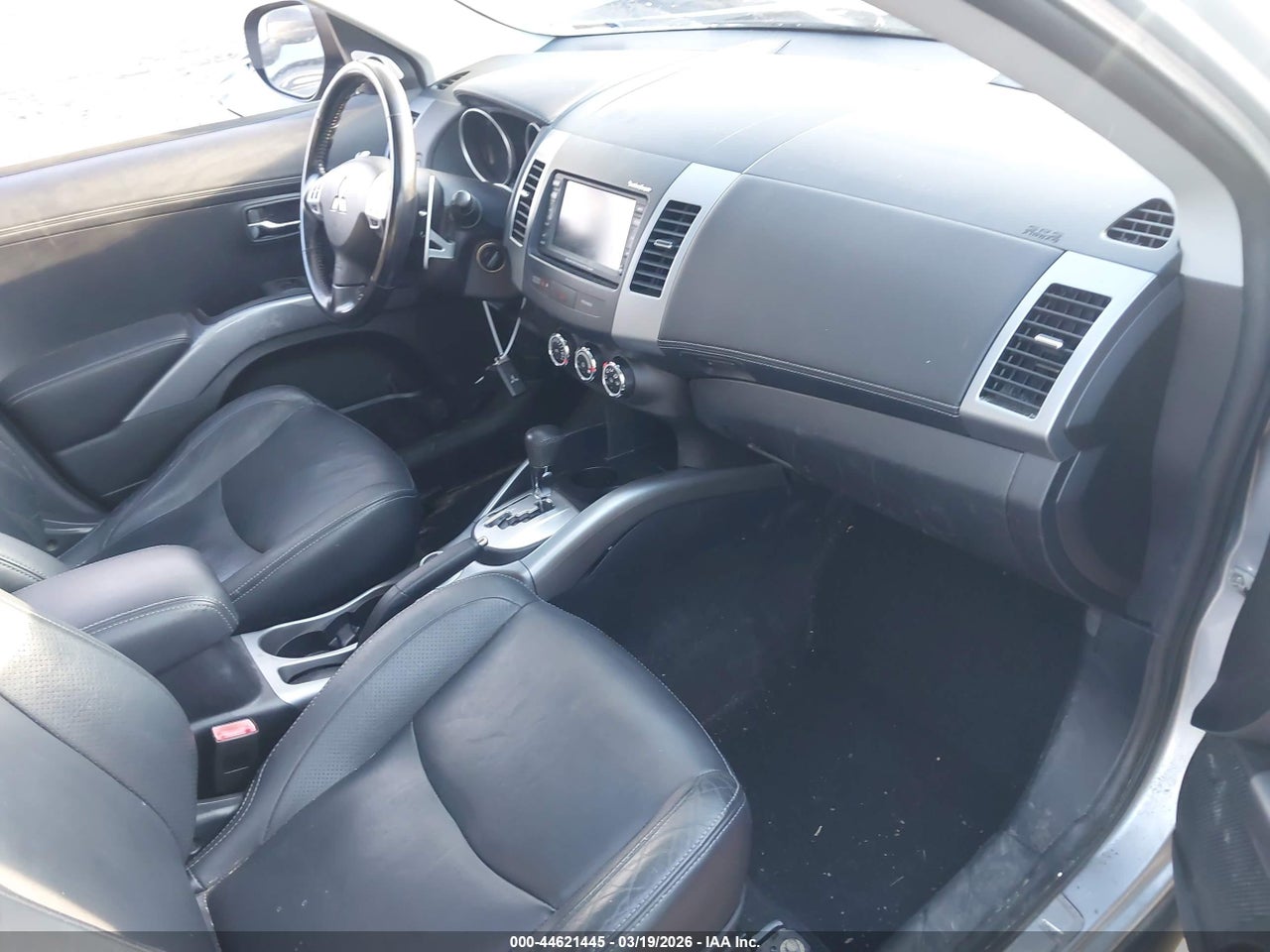 2010 MITSUBISHI OUTLANDER GT · 5/11