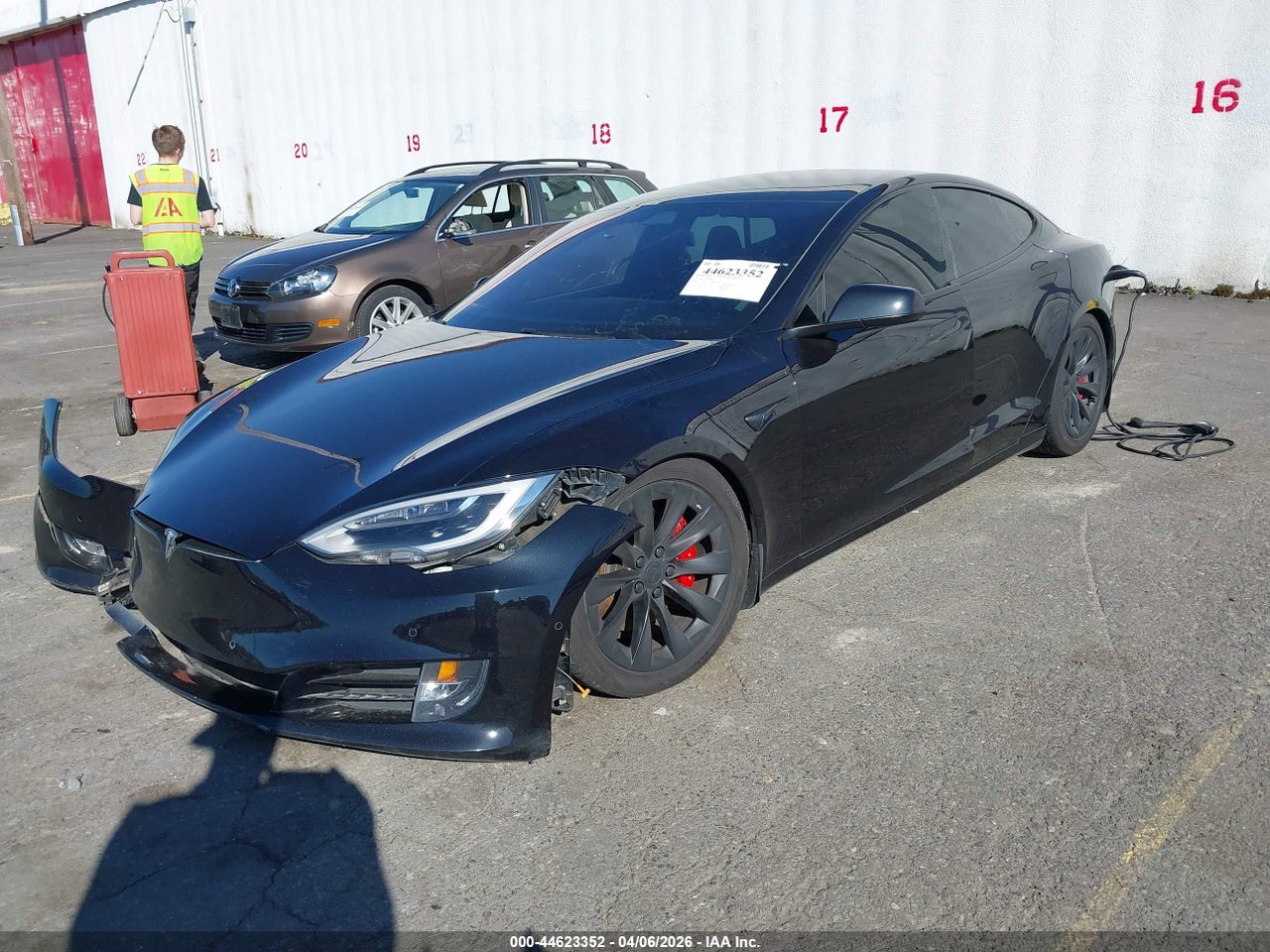 2017 TESLA MODEL S 100D/60D/75D/90D/P100D · 2/10
