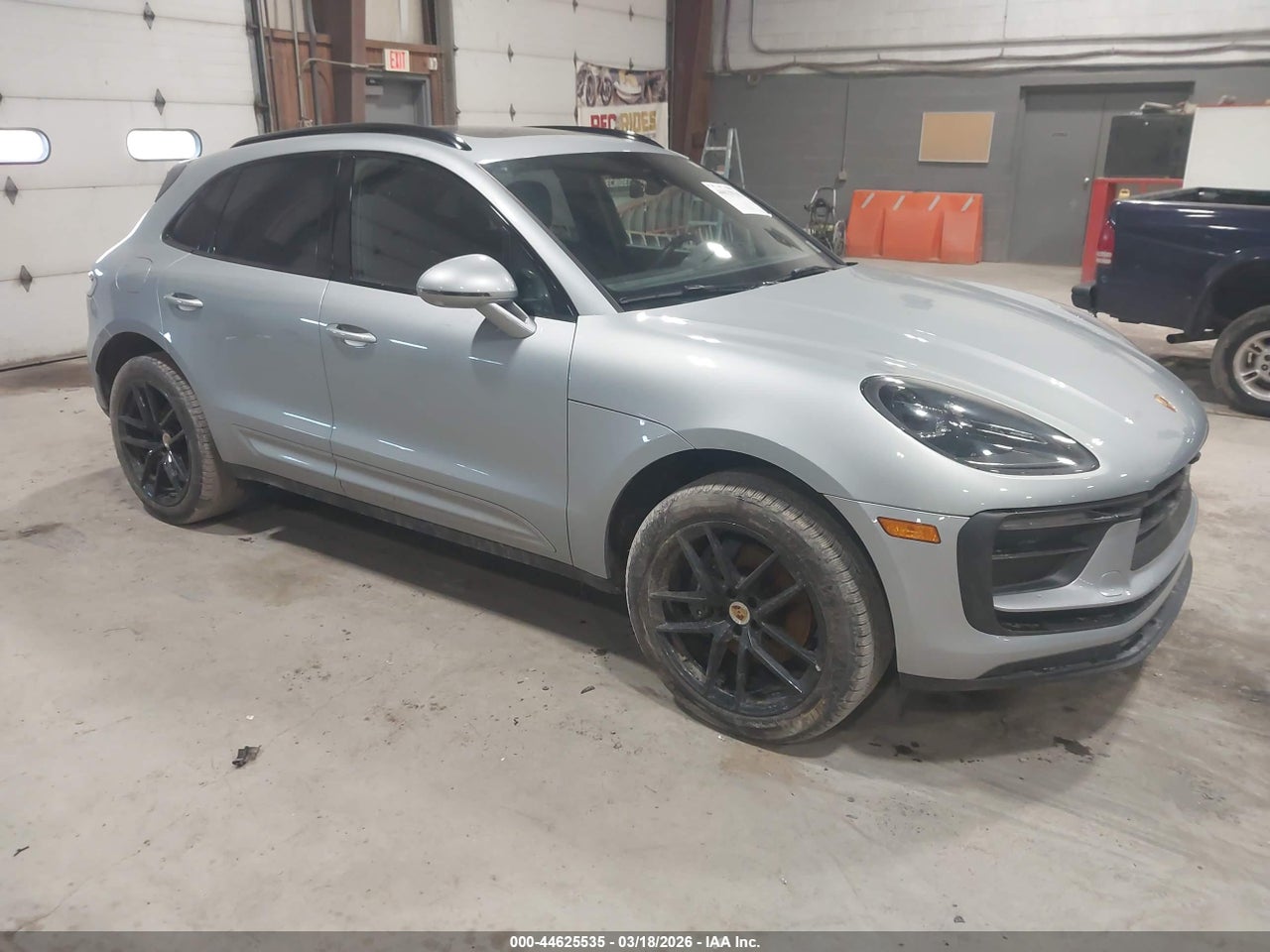 WP1AA2A58PL****** · 2023 PORSCHE MACAN T