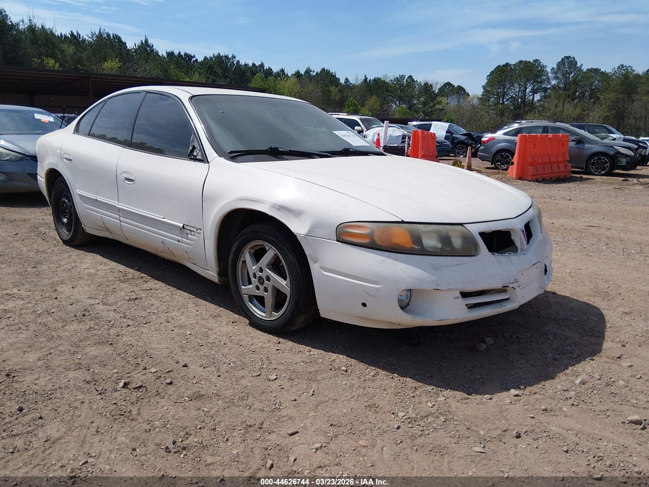 2004 PONTIAC BONNEVILLE SE