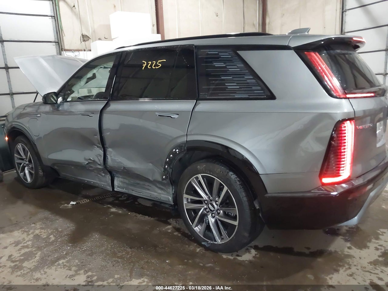 2026 CADILLAC VISTIQ SPORT · 6/11