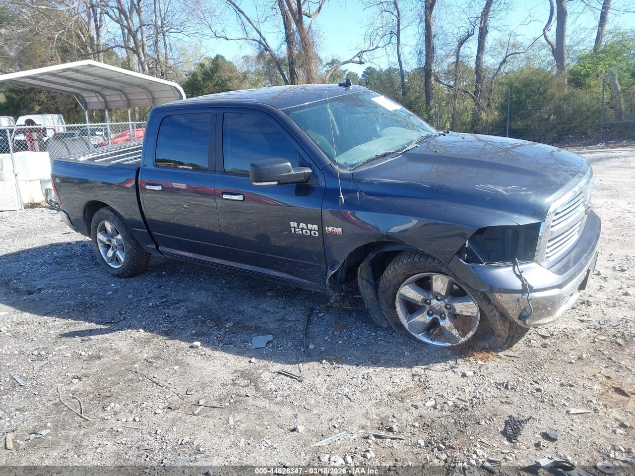 3C6RR7LT4JG****** · 2018 RAM 1500 BIG HORN  4X4 5'7 BOX