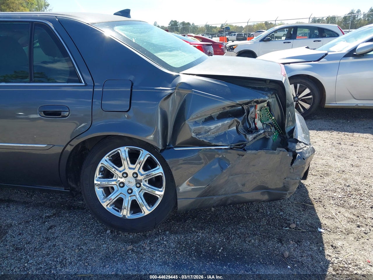 2011 CADILLAC DTS PREMIUM COLLECTION · 6/11