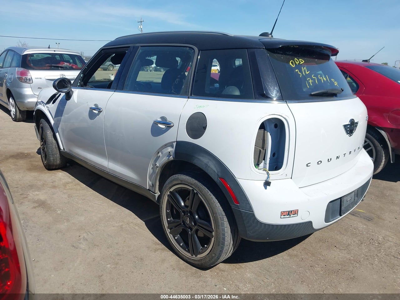 2016 MINI COUNTRYMAN COOPER · 3/10