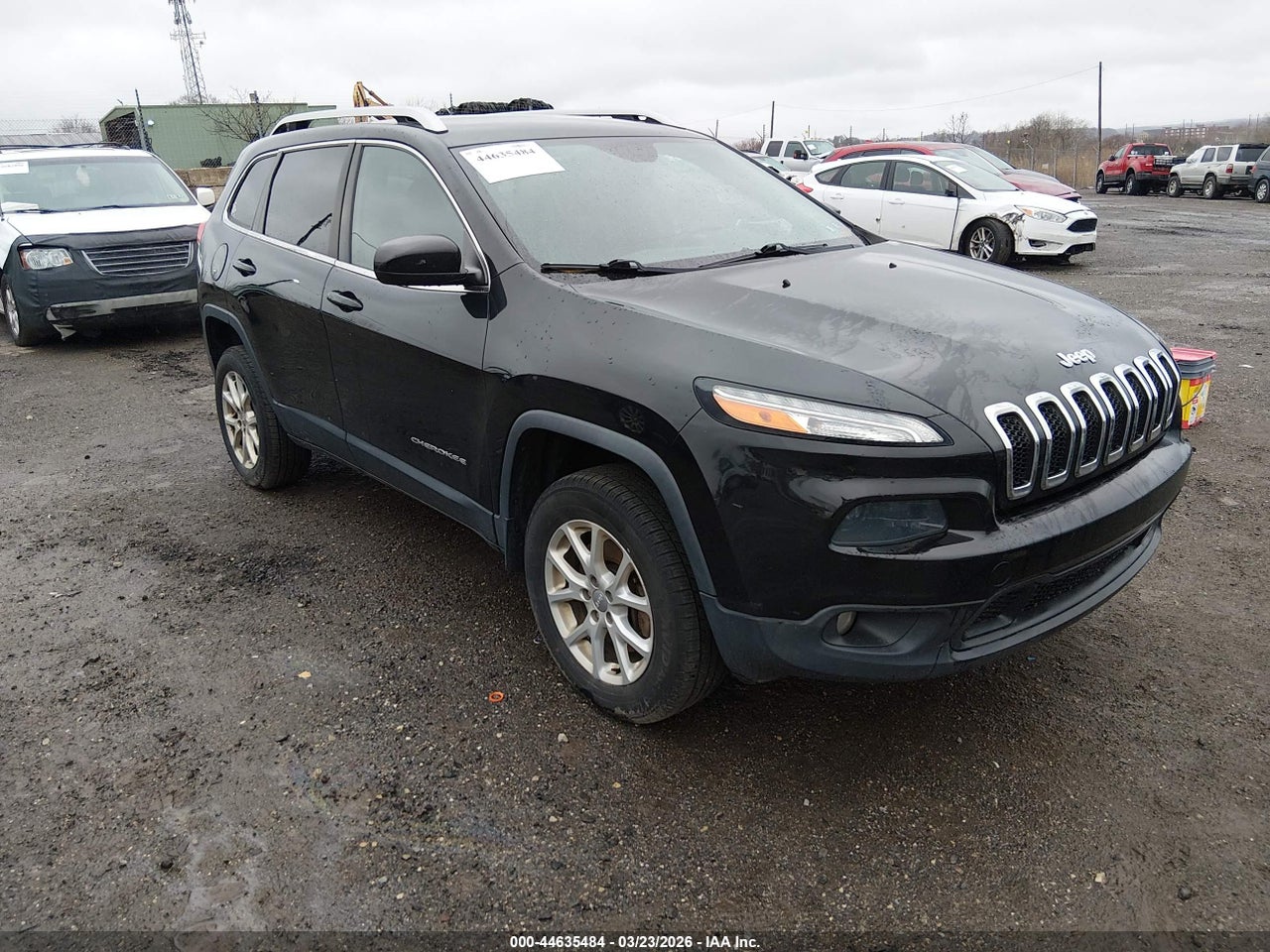 1C4PJMCB5FW****** · 2015 JEEP CHEROKEE LATITUDE