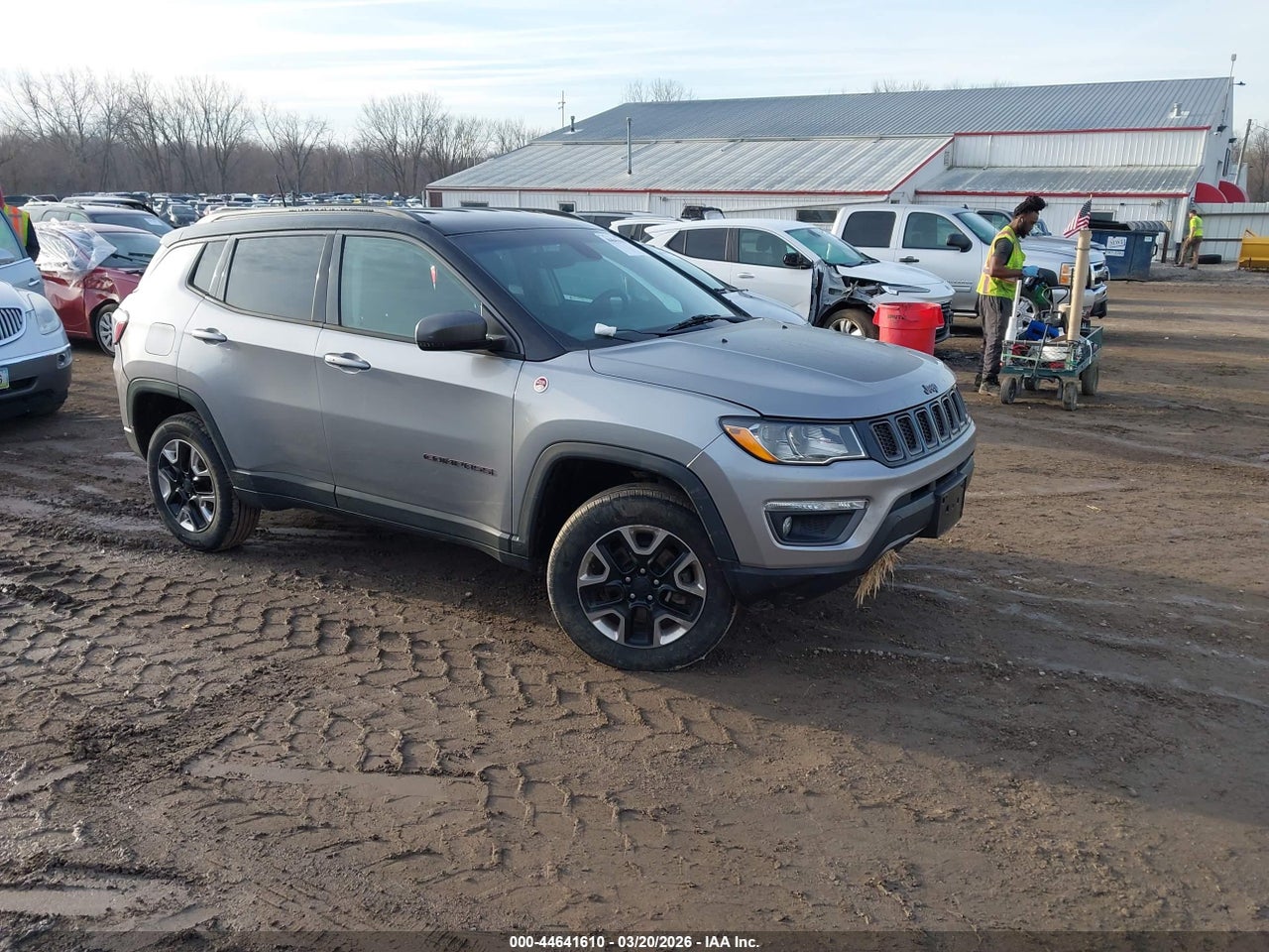 3C4NJDDB7JT****** · 2018 JEEP COMPASS TRAILHAWK 4X4