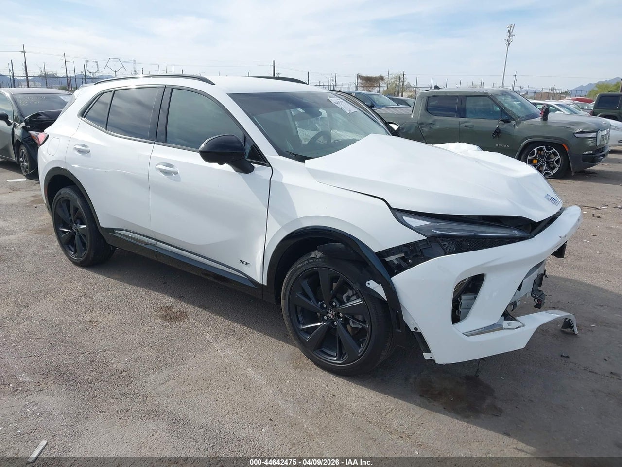 LRBFZPE49RD****** · 2024 BUICK ENVISION SPORT TOURING AWD
