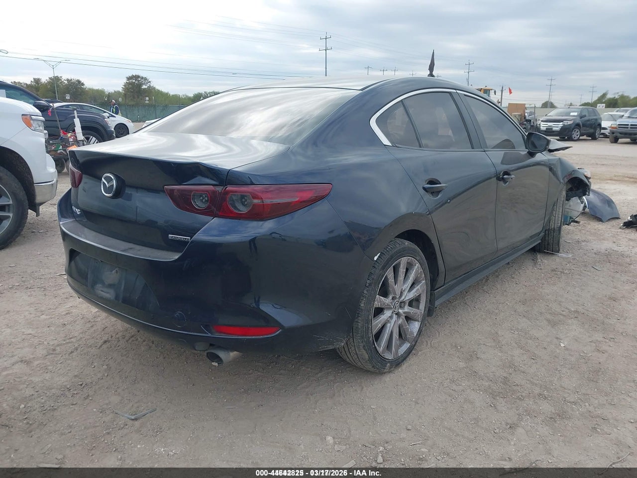 2020 MAZDA MAZDA3 SELECT PACKAGE · 4/11