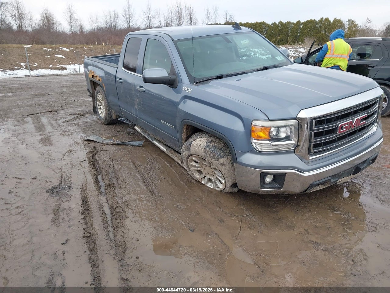 1GTV2UEC7FZ****** · 2015 GMC SIERRA 1500 SLE