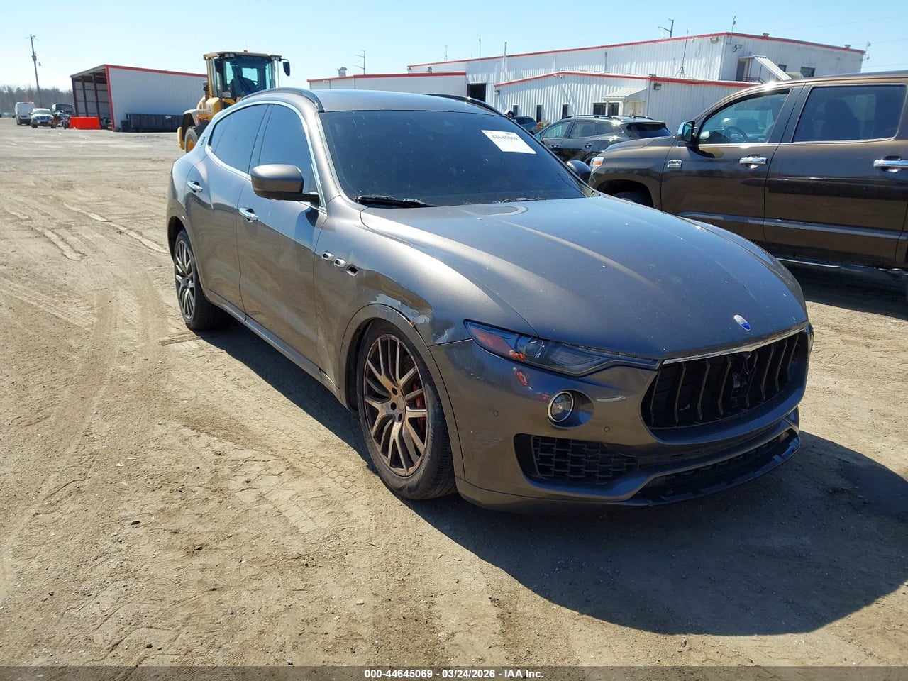 ZN661YUS4HX****** · 2017 MASERATI LEVANTE S