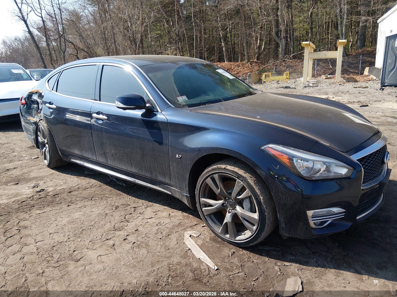 JN1BY1PR0GM****** · 2016 INFINITI Q70L 3.7X
