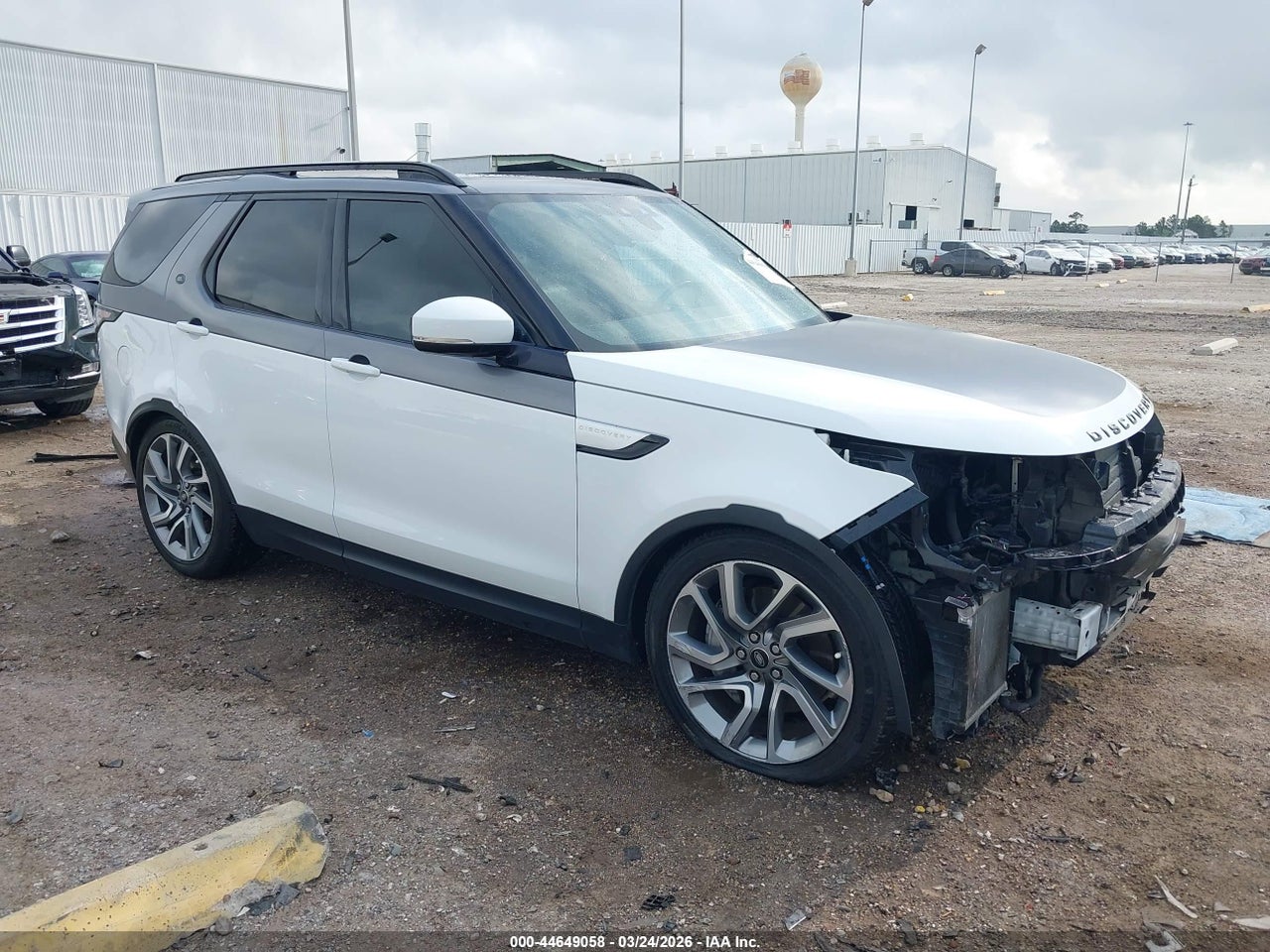 SALRR2RV3JA****** · 2018 LAND ROVER DISCOVERY HSE