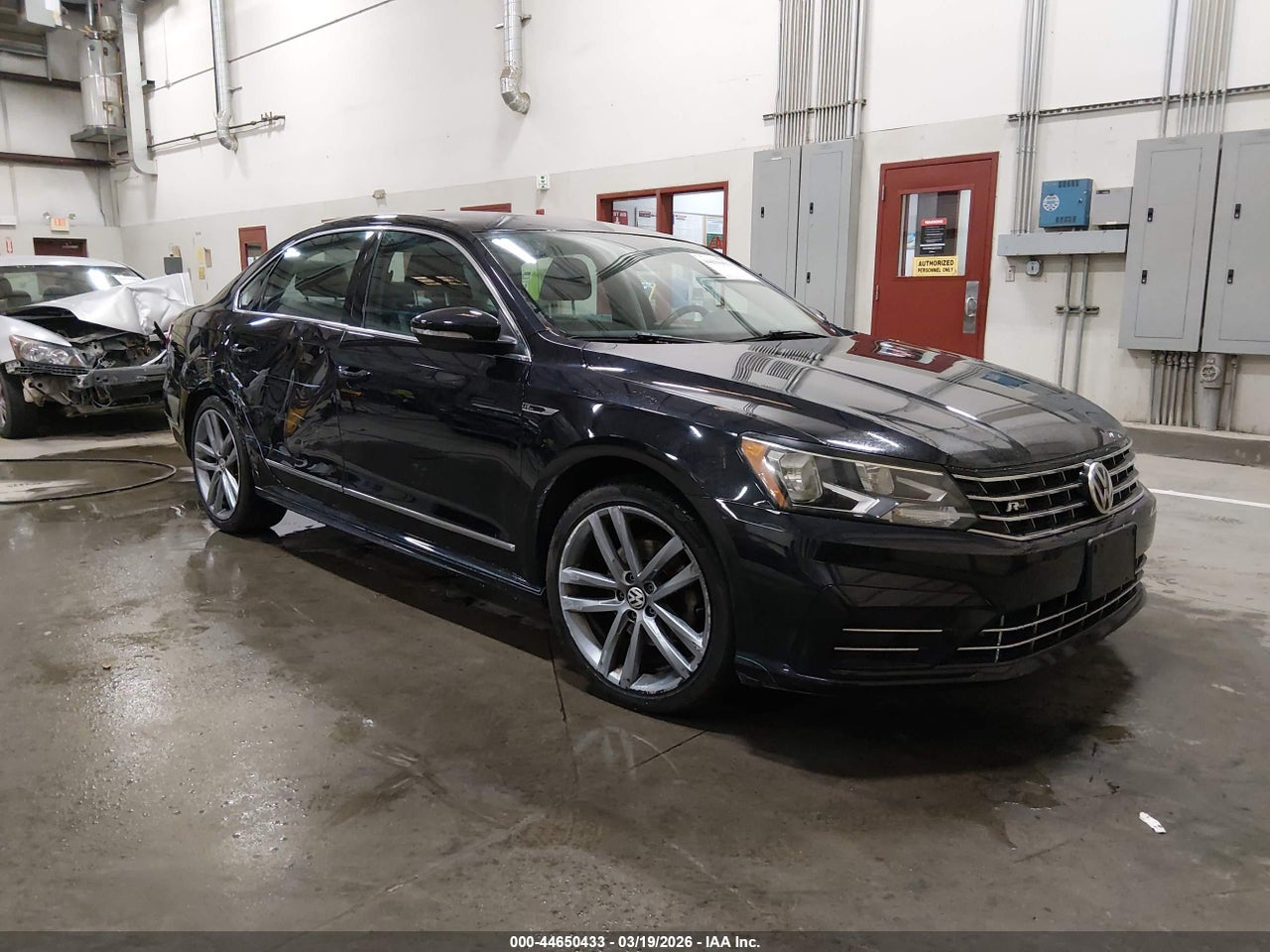 1VWDT7A30HC****** · 2017 VOLKSWAGEN PASSAT 1.8T R-LINE